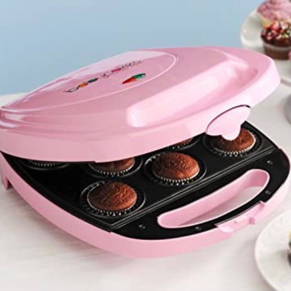 Babycakes mini cupcake maker